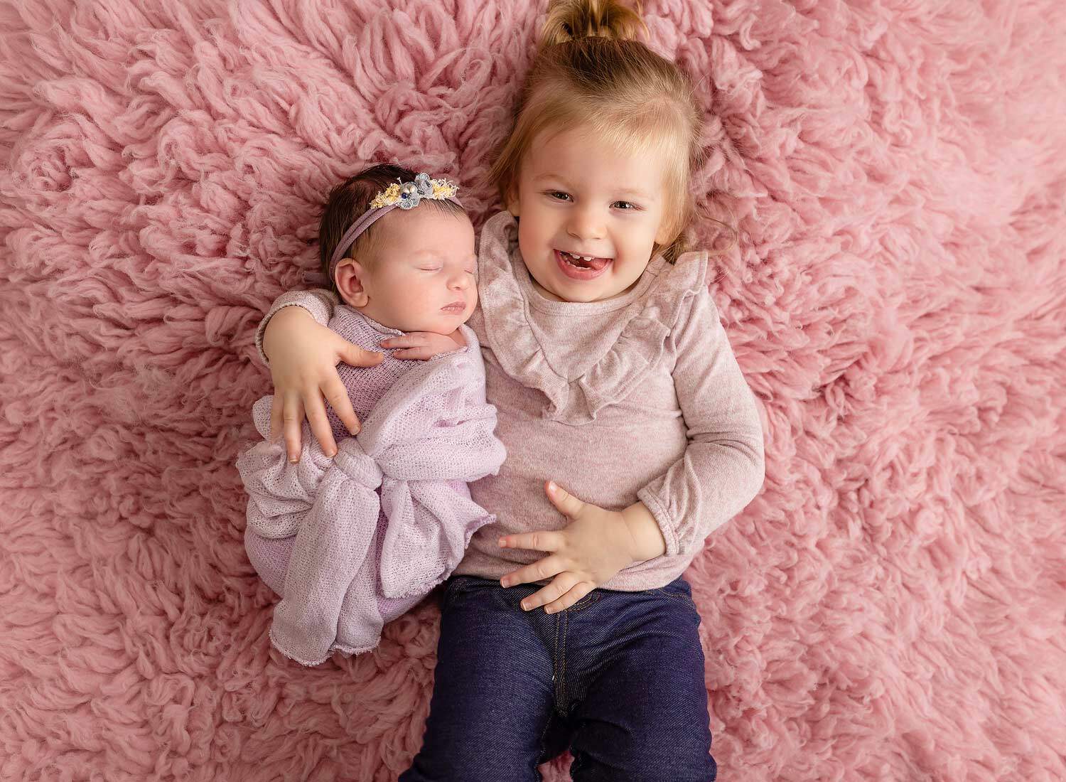 sibling newborn picture nj sibling newborn picture nj
