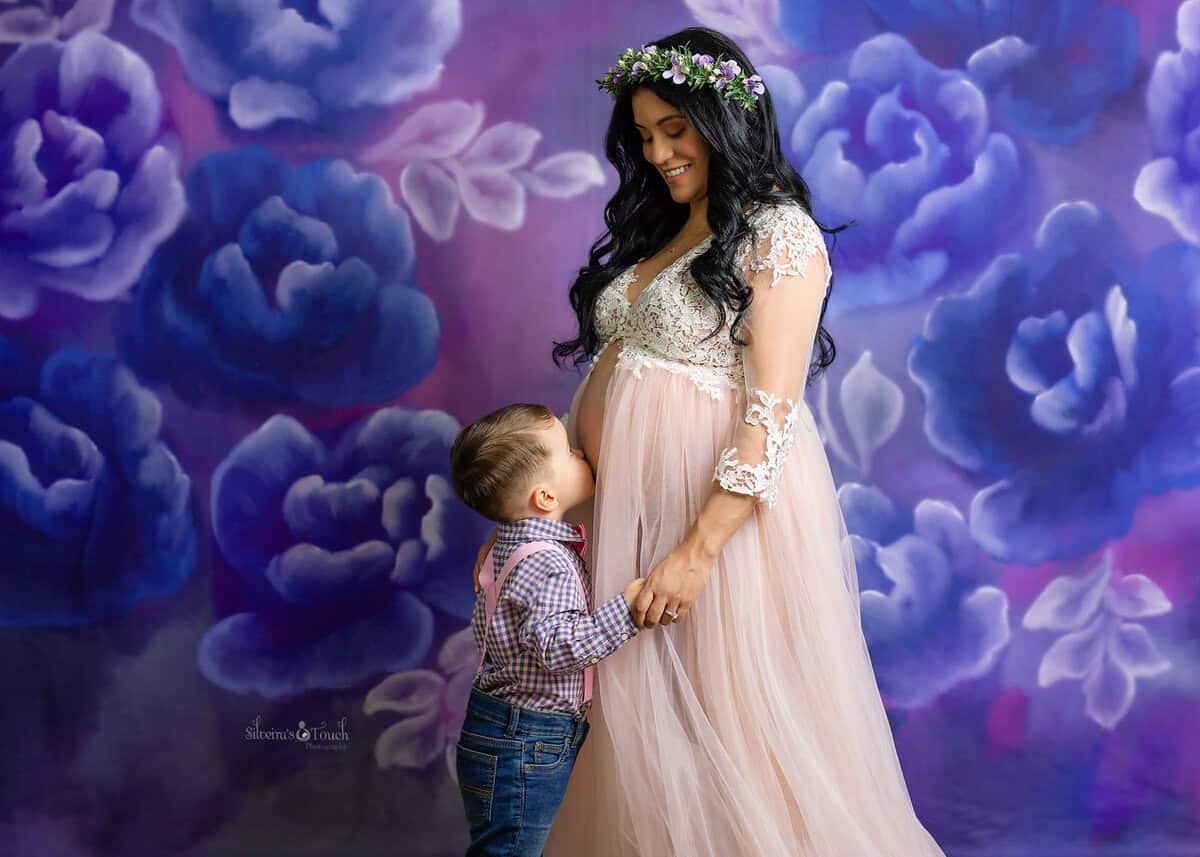 mom and son maternity photos